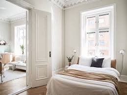 Jul 16, 2021 · cabine interieur, ontwerper (m/v) en meer op indeed.com. My Scandinavian Home A Swedish Small Space In Cream And Caramel Tones Bedroom Neutrals Scandinavianhom Warme Woonkamers Kleine Ruimte Interieur Slaapkamer