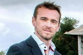 Diver Bill watch inspired by Winchester Cathedral hero raises more than  £30,000