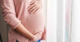 Unsur simbol yang diketengahkan dalam pantang larang berkaitan ibu mengandung ialah tumbuhan, haiwan, benda dan perbuatan. Ibu Mengandung Memang Banyak Pantang Larang Tapi Yang Ini Bukan Sekadar Kata Kata Sahaja Tetapi Terbukti Oleh Sains