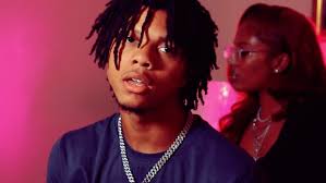 Got this Glock off the buck it ain't come from bullfrog got this bih for  the FREE Ian pay that 600”😂🔥✨”Blood Diamonds” Out Now‼️‼️