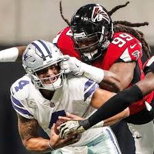 The Predator Getting Away With A Facemask Cowboys Vs Falcons Cowboys Vs Falcons