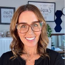 Are women just wired differently? #divorce #divorced #divorceparty  #divorcedlife #divorcedmom #divor