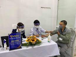 (sẽ bao gồm một phản ứng dị ứng nghiêm trọng ví dụ: Ghi Nháº­n Má»™t TrÆ°á»ng Há»£p Sá»'c Pháº£n Vá»‡ Ä'á»™ 3 Sau Tiem Vaccine Phong Covid 19 Bao Nhan Dan