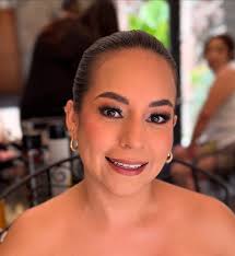 Andrea Luján (@andrealujanmakeup) • Instagram photos and videos