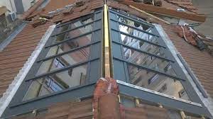 Fabricant Realisation D Une Verriere De Toiture En Acier Mecano Soudes Avec Profile Rupture De Pont Thermique Toitur Toiture En Acier Verriere Toiture Toiture