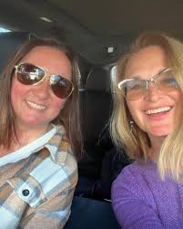 Katrina Yekel-Parr (@prettylittlethingssanpedro) • Instagram photos and  videos