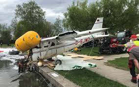 May 31, 2021 · flugzeugabsturz in den usa: Absturz Am Oschlesee Bei Sulzberg Flugzeug Geborgen Nachrichten Aus Kempten Allgauer Zeitung