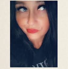 Aimee Ratcliff's Instagram, Twitter & Facebook