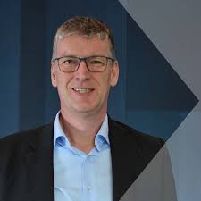 Meet Eike, an avid basketball player, coach, and Magna Sr.