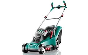A mower can have all four wheels the same diameter (seven to eight inches) or it may have rear wheels that range from 9.5 inches to 12 inches in. Bosch Rotak 37li Rear Roller Ergoflex Cordless Mower Borotak37liergo4ah Gardenlines