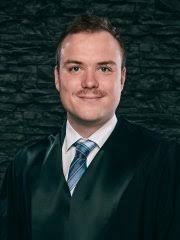 Fachanwältin Nicoletta Volkmann