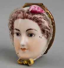 That Time the French Aristocracy Was Obsessed With Sexy Face Stickers