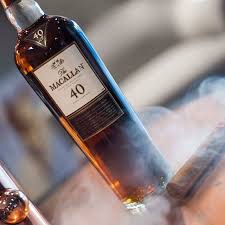 We Celebrate Thirstythursday With This Excellent Macallan40 The Second Ever Non Vintage Release Of A 40 Year Old Ex Whiskey Bar Thirsty Thursday Single Malt