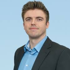 Bath & Body Works targets college bookstores to woo young buyers