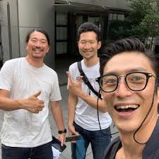 伊勢谷 友介 メガネ