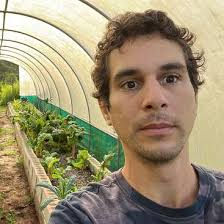 Looking for help at a creative boarding school in North Carolina, USA