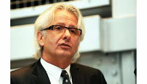 Economie Le syndicat de l'industrie routière de Lorraine pointe le  désengagement de l'État dans sa mission d'ingénierie publique. Un transfert  de charges qui asphyxie les collectivités et les professionnels de la  route. Quand l'État quitte la route…