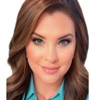 Lori Shull's Instagram, Twitter & Facebook