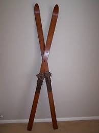 Vintage Antique 20 S Wooden Skis Purchased Similar With White Leather Worn Bindings For Corner Of Room Vintage Skis Antique Skis Ski Decor