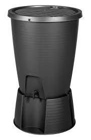 Gave jeg ikke kan bruge. Regnvandstonde 220 Liter Jem Fix
