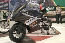 Berikut ini mtb sajikan beberapa daftar harga ban ring 12 dari beberapa merk, untuk motor honda scoopy. Kingland Axcero Ban Balap Minigp Ring 12 Bisa Dipakai Scoopy Dan Vespa Gridoto Com