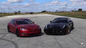 The tesla model s p100d electric car is for a customer who can spend $162,000. Drag Race Tesla Model S P100d Ludicrous Against 651 Hp Ferrari Ff