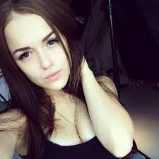 Chloe Austin (@adgho)