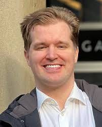 Michael McCulloch (Year 4 MinE) receives SAG Conference Award