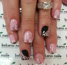 Bling Nail Designs Two Hands With Short Square Nails Painted In Pink And Black Each Decorated With Rhinestones Acrylicna Bling Nails Rhinestone Nails Nails Discover the best nail art rhinestones in best sellers.