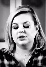 Kirsten Hines's Instagram, Twitter & Facebook