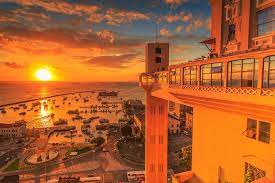 Cartão sorvete da cubana, maravilhosa vista pra baia de todos os santos onde se pode apreciar o espetaculo do por do sol! Elevador Lacerda Salvador Bahia Brasil Imagem Do Espirito Santo Imagens De Salvador Espirito Santo