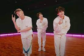 Stress relief with bts jin, rm, jhope, suga, jimin, v, jungkook coloring books for army and kpop adults & teenagers | eisaku, . Watch Bts S J Hope Jungkook And Jimin Pull Off Smooth Choreo In Butter Feat Megan Thee Stallion Performance Video Soompi