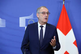 News aus politik, sport, finanzen, wetter, entertainment, reisen, auto und lifestyle. Reaktionen Nach Treffen In Brussel Stillstand Beim Rahmenabkommen Die Svp Feiert Ihren Bundesrat Guy Parmelin Die Sp Knopft Sich Aussenminister Ignazio Cassis Vor