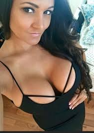 Beautiful hot women gallery: Useful downblouse