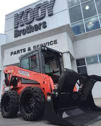 A Sweet Looking Kubota Ssv Skid Steer Custom Made For Demolition Construction Equipment Kubota Kids Summer Fashion