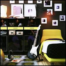A comfortable couch in white leather or upholstery can add instant glamour to any room. 20 Modern Teen Boy Room Ideas Useful Tips For Furniture And Colors