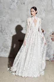 Zuhair Murad Bridal Spring 2020 Fashion Show Vestido De Casamento Tendencias Para Casamento Vestidos De Casamento Vitorianos