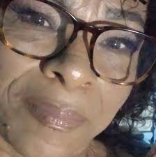 Amados ⭐️CERCO DE JERICÓ 🧱🧱🧱 “ ….de joelhos em adoração….” Terça-feira  às 7h ❤️CORAÇÃO ABERTO❤️ no YOUTUBE e às 8h 🤗NO COLO DE JESUS E MARIA🤗 na  rádio ao vivo 📻 #bomdia #