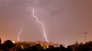 Burze w północnej części kraju związane z frontem atmosferycznym, bardzo aktywne elektrycznie. Imgw Ostrzega Nadchodza Grozne Burze Pogoda Na Piatek 1 Wrzesnia Gdzie Jest Burza Radar Online Malopolskie Nasze Miasto