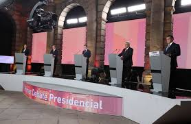 El 22 de abril, en la ciudad de méxico, en el palacio de minería, se llevó. Mexico Presidential Debate Front Runner Lopez Obrador Defends Amnesty To Fight Drug Violence