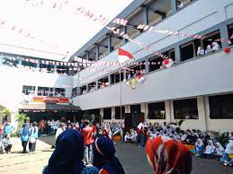 Meet & greet bareng pemain milea : Kemeriahan 17 Agustus Di Smk Pasundan 1 Kota Bandung Jurnalis Smk Pasundan 1 Bandung