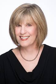 Susan Haworth's Instagram, Twitter & Facebook