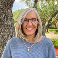 Liz Goldenberg's Instagram, Twitter & Facebook