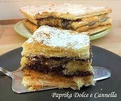 Il millefoglie alla nutella è un dolce facilissimo da preparare, ma regala momenti di vera e propria estasi per le nostre papille gustative. Millefoglie Alla Nutella