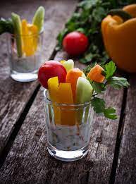 Le tout servi accompagné d'une sauce au yaourt, miel et sésame. Sauce Pour Legumes Crus A L Apero Dips