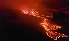 The volcano's last major eruption in 2002 killed 250 people in goma. Ap3g9sklcgh8jm