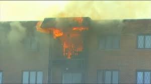 Maybe you would like to learn more about one of these? 1 Dead After Apartment Fire Near Des Plaines Abc7 Chicago