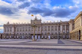Madrid hält sehenswürdigkeiten und aktivitäten für jeden geschmack bereit! 11 Tipps Fur Einen Perfekten Tag In Madrid Beruhmte Sehenswurdigkeiten In Madrid Go
