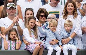 Their relationship was a constant talk of the town and they got married eventually in 2009 in the wenkenhof villa in reiher in a ceremony attended only by close friends and relatives. The Untold Truth Of Roger Federer S Wife Mirka Federer Thenetline