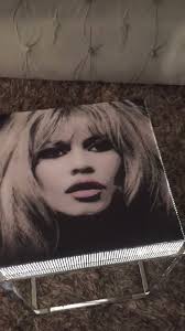 SOFT BARDOT" table by Kfir Moyal